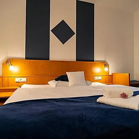 Waldhotel