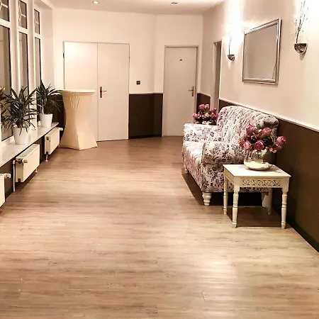 Waldhotel