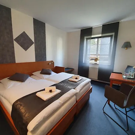 Hotel Waldhotel 3*